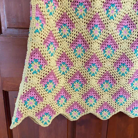 Colorful crochet dress - Picture 2 of 6